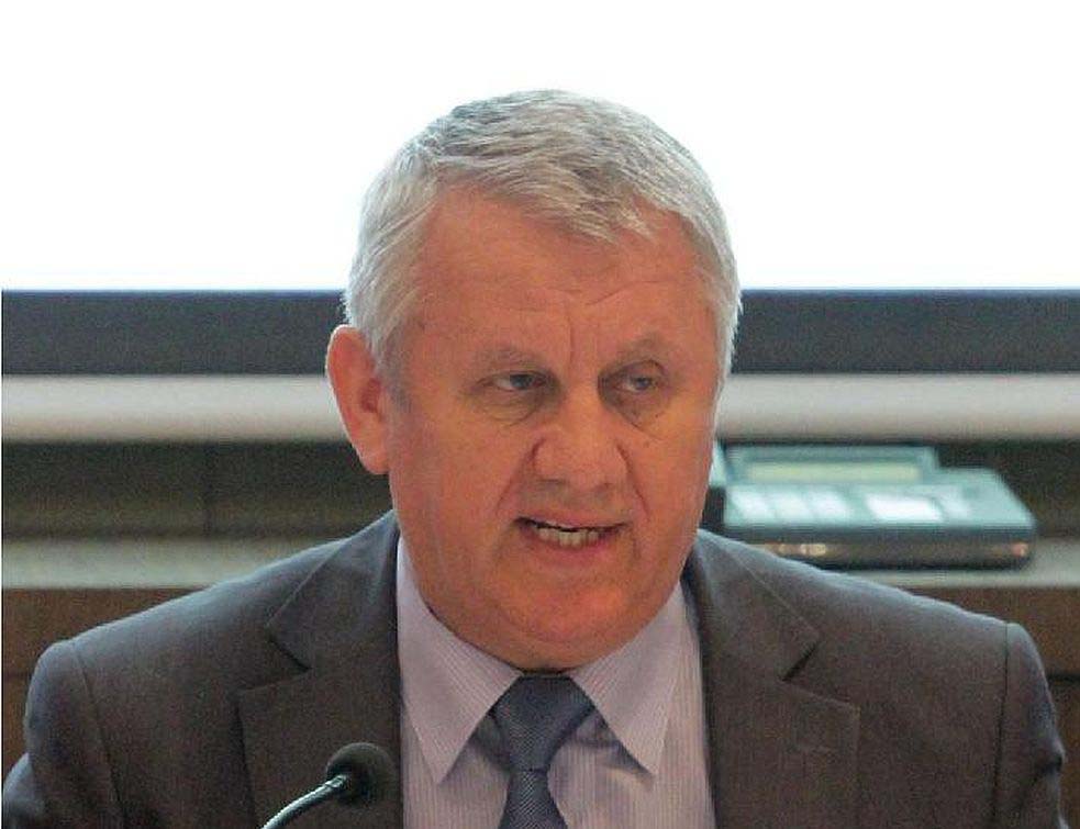 radoslav sretenovic 983