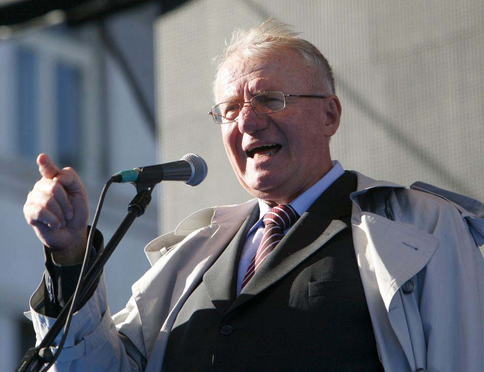 vojislav seselj01 983 Aleksandar Jovanovic Cile